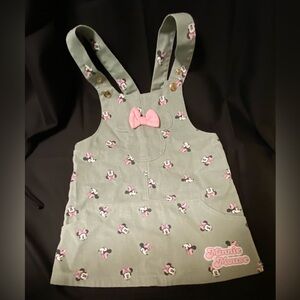 Disney Minnie Mouse denim dress with pockets. Adjustable straps. 4T Like new.